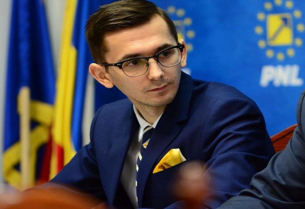 Deputatul Pavel Popescu a demisionat din Parlament, după ce Legislativul l-a validat în funcţia de vicepreşedinte al ANCOM