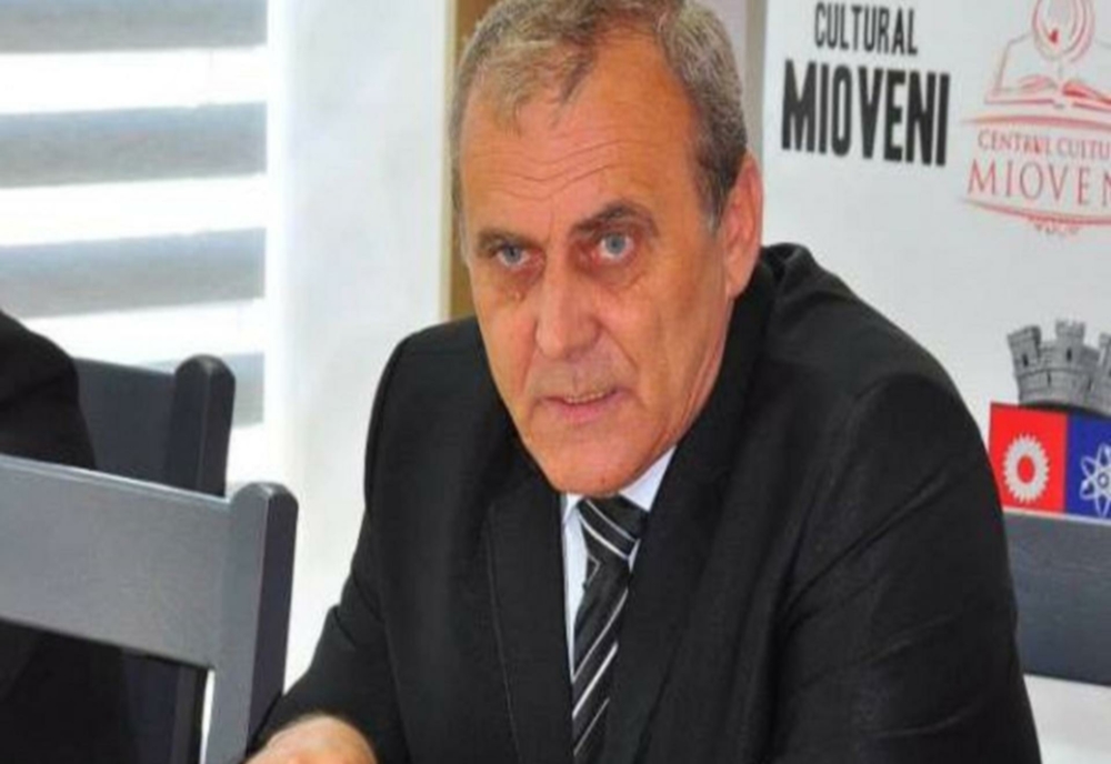 Primarul PSD din Mioveni, reținut de DNA – Este acuzat că a cerut 30.000 de euro mită pentru o angajare într-un spital