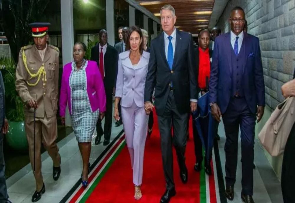 Klaus Iohannis își continuă vizita în Africa – După Kenya, Tanzania și Zanzibar, președintele ajunge și în Republica Cabo Verde
