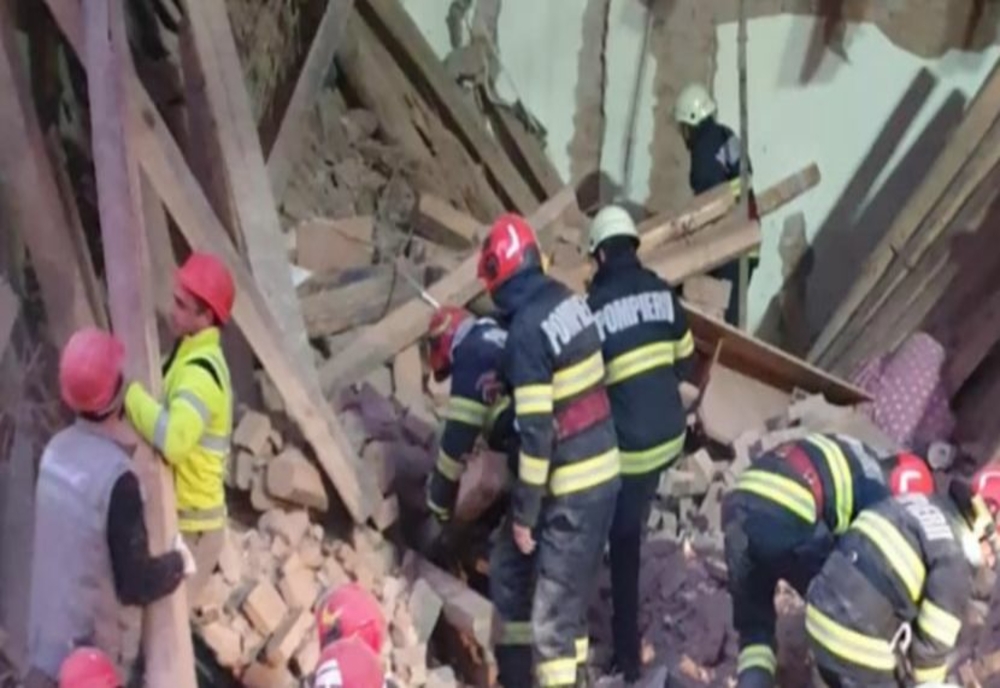 Care este starea celor 3 eleve rănite după ce clădirea internatului unui liceu din Odorheiul Secuiesc s-a prăbușit