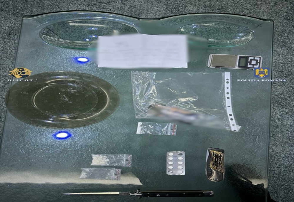 Grupare care forţat zece tinere să se prostitueze, încă din 2016, destructurată