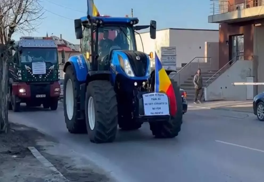 Fermierii și transportatorii protestează de trei săptămâni! Aceștia acuză Poliția de INTIMIDARE. Tensiuni la cote maxime