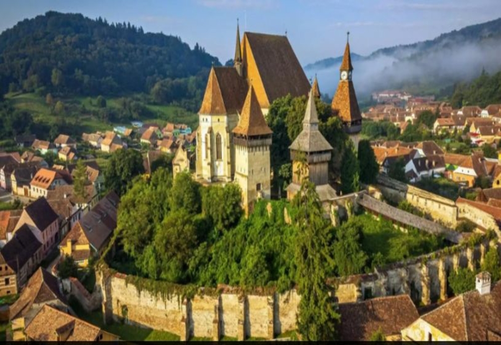 Ușa unei biserici din Transilvania deține recordul de „cea mai complicată încuietoare din lume”