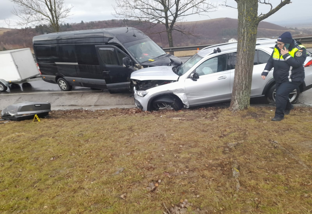 Accident cu 13 victime, pe DN11, în județul Covasna! A fost activat PLANUL ROȘU