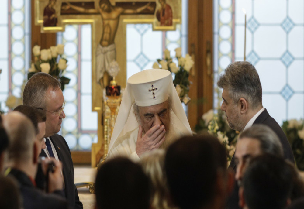 Ciolacu, după sfințirea capelei ortodoxe din Parlament: „Un moment istoric marcat de binecuvântarea de către Preafericitul Daniel”