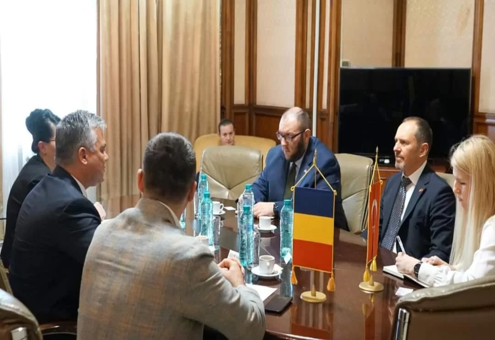 Ministrul Adrian Ioan Veştea s-a întâlnit la sediul Ministerului Dezvoltării cu Özgür Kıvanç Altan, ambasadorul Republicii Turcia în România