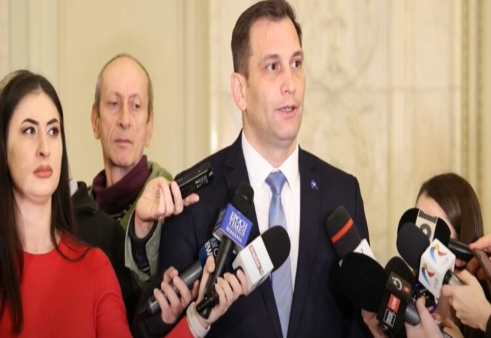 SEBASTIAN CERNIC, SENATOR USR: COMBATEREA FEBREI AFTOASE TREBUIE LUATĂ ÎN SERIOS DE GUVERN, AM PROPUS O SERIE DE MĂSURI CONCRETE