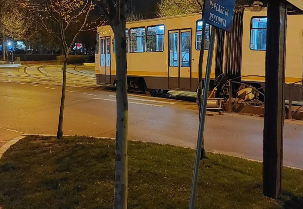 TRAMVAI DERAIAT LA INTERSECȚIA DINTRE CALEA VITAN ȘI BULEVARDUL OCTAVIAN GOGA