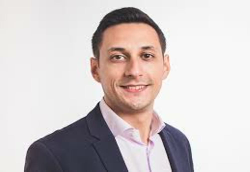 VLAD GHEORGHE ŞI-A ANUNŢAT CANDIDATURA LA PRIMĂRIA CAPITALEI ȘI VINE CU MĂSURI RADICALE: VREAU SĂ DESFIINŢEZ SECTOARELE ŞI ILFOVUL!